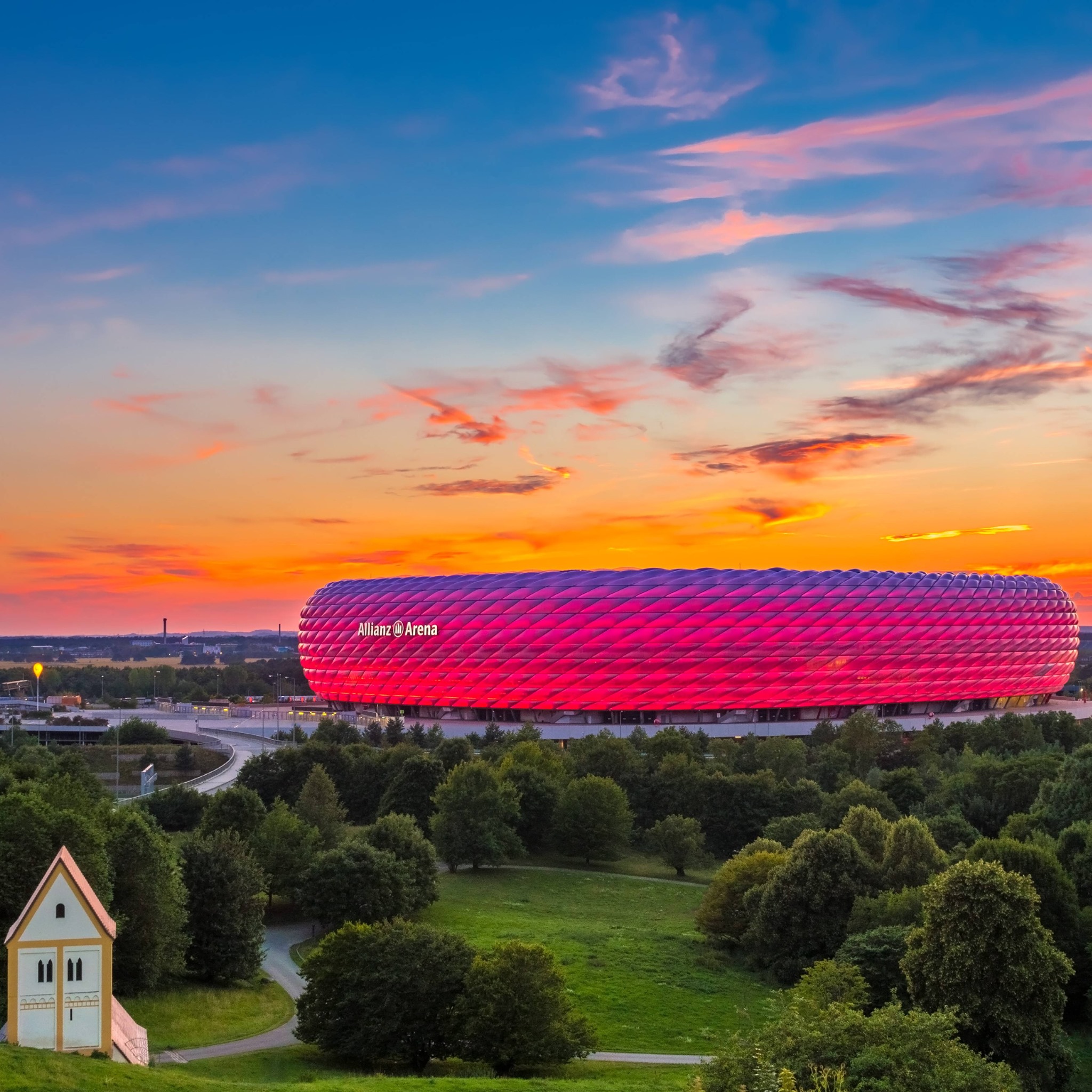 Allianz Arena, estádio do Bayern de Munique, em Munique (Foto: reprodução Facebook)