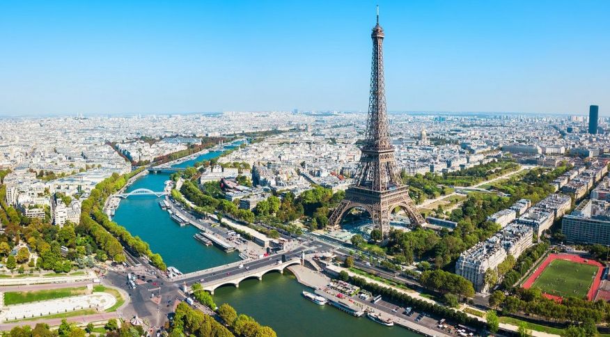 Torre Eiffel ou vista aérea de Tour Eiffel, em Paris, França