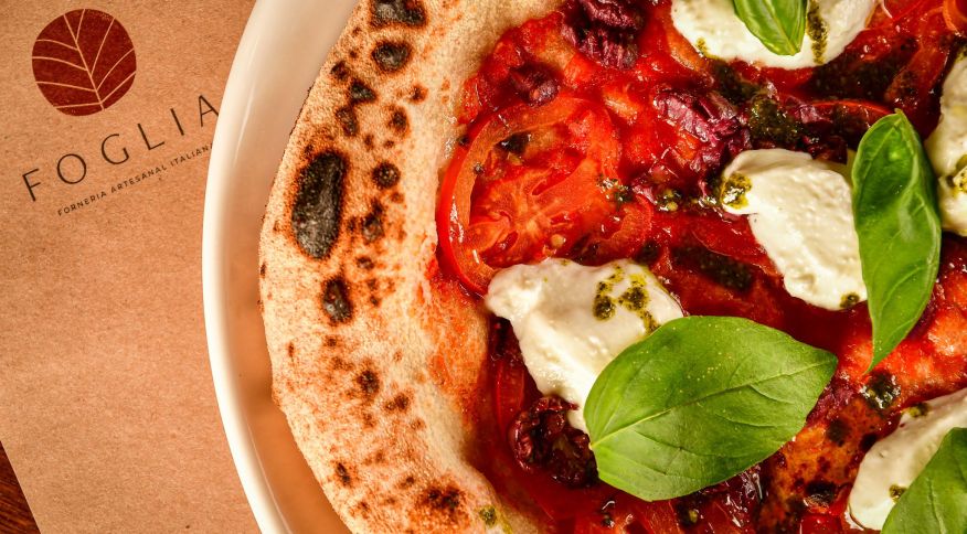 Entre os destaques do novo Foglia, as pizzas napolitanas servidas de noite fazem sucesso