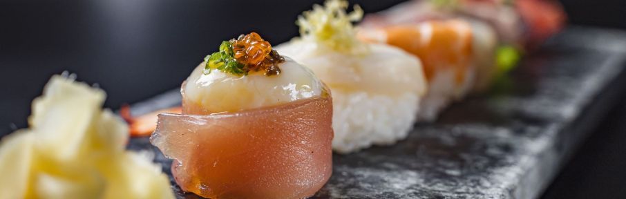 Restaurante japonês mistura técnicas, ingredientes e a ousadia brasileira nos pratos quentes e deixa a tradição brilhar nos sushis e sashimis 