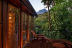 Hotel aos pés de vulcão na Costa Rica, Amor Arenal tem piscinas com águas termais
