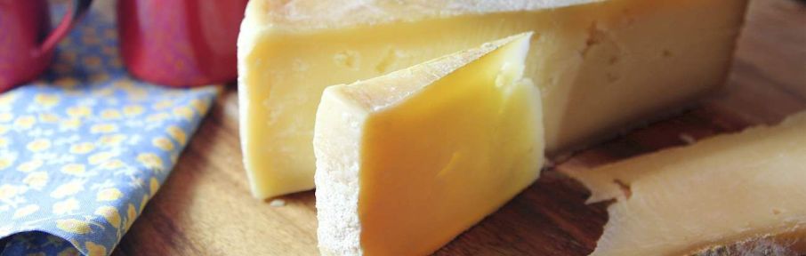 O queijo mineiro deixou para trás os tradicionais Grana Padano, Gorgonzola Piccante e Pecorino Sardo na lista divulgada pelo site americano "Taste Atlas"
