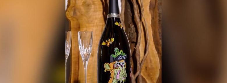 Além do champanhe, a garrafa vinha adornada com um NFT da "Bored Ape"; compradores esperam nunca abrir o champanhe